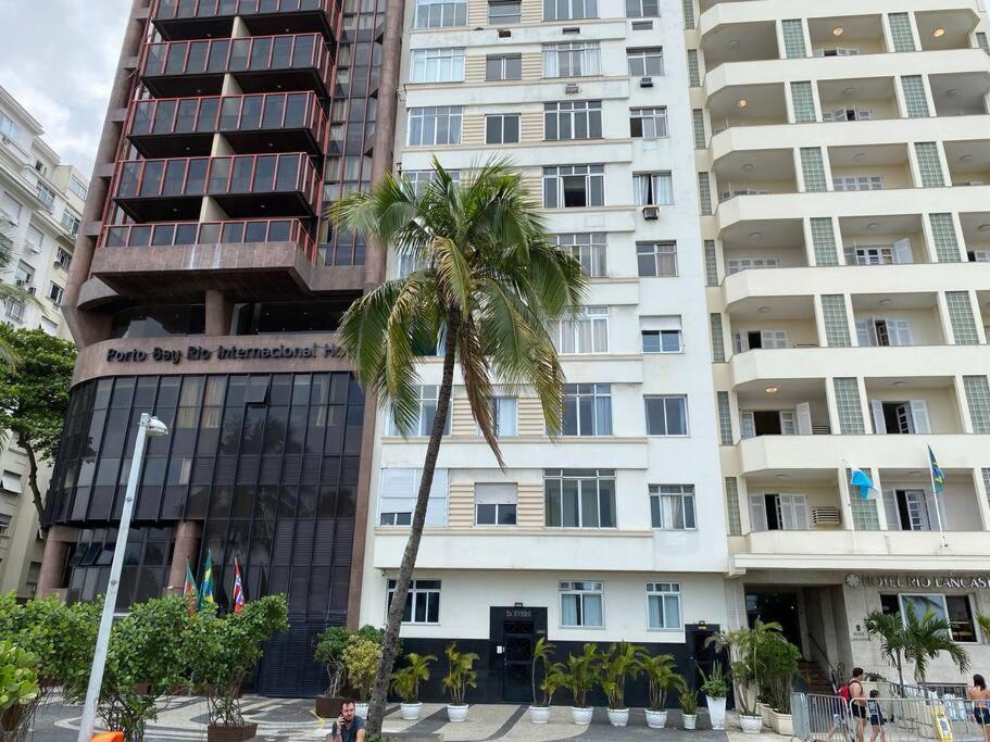 Charmoso Na Av. Atlantica, Copacabana